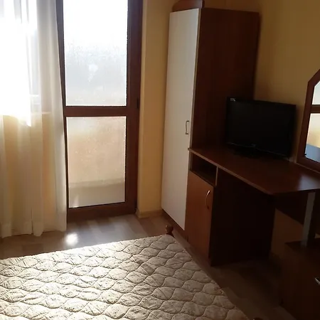 Sveti Georgi ゲストハウス ポモリエ